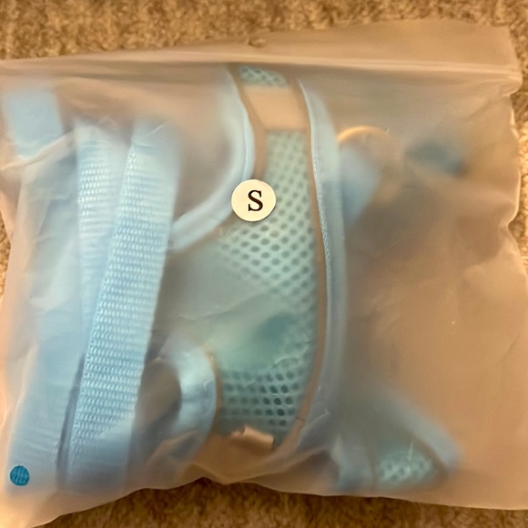 NWT Light Blue Reflective Double Secure Harness & Leash Set - Picture 3 of 9